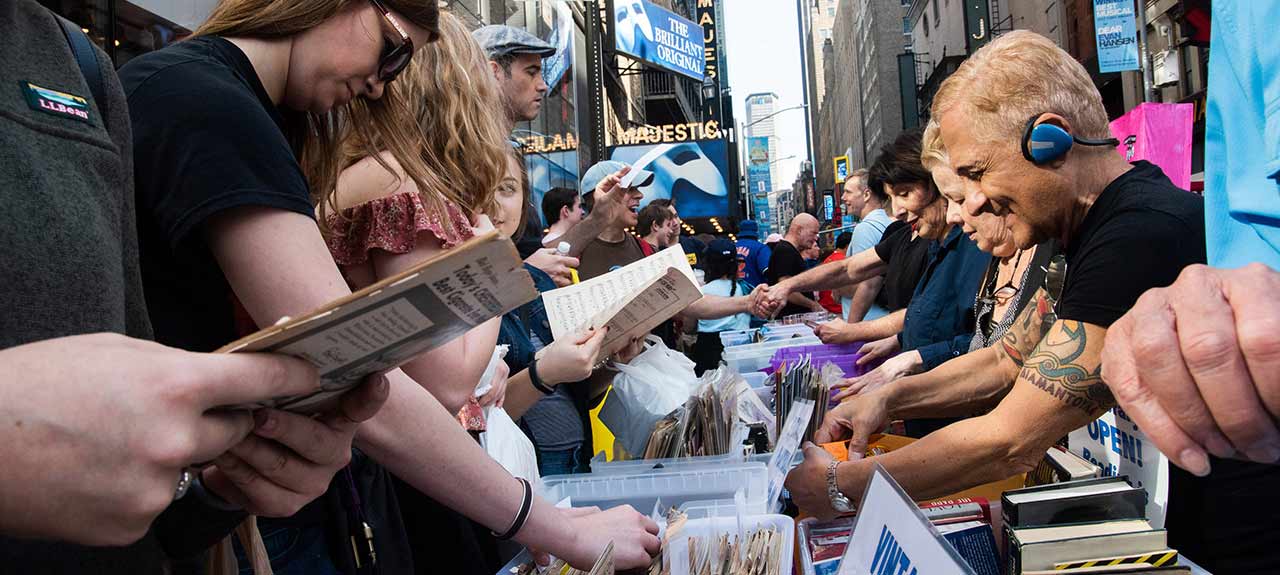 32nd Annual Broadway Flea Market & Grand Auction Celebrates Generosity